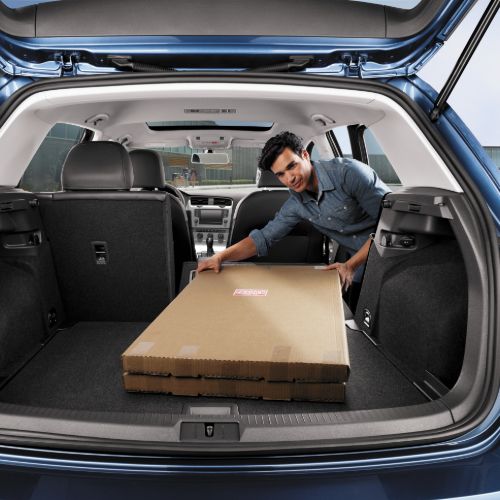 Volkswagen Golf cargo space