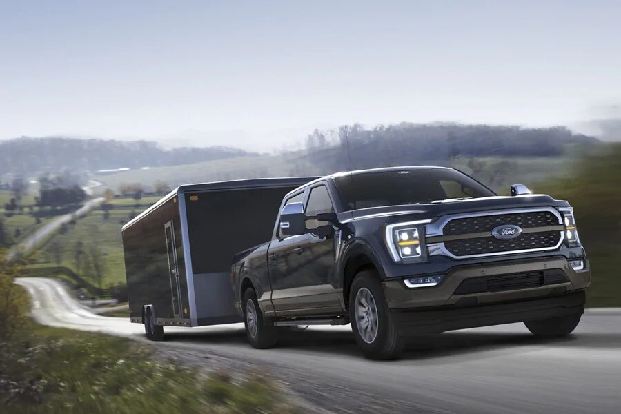 Ford-F150-Towing.jpg