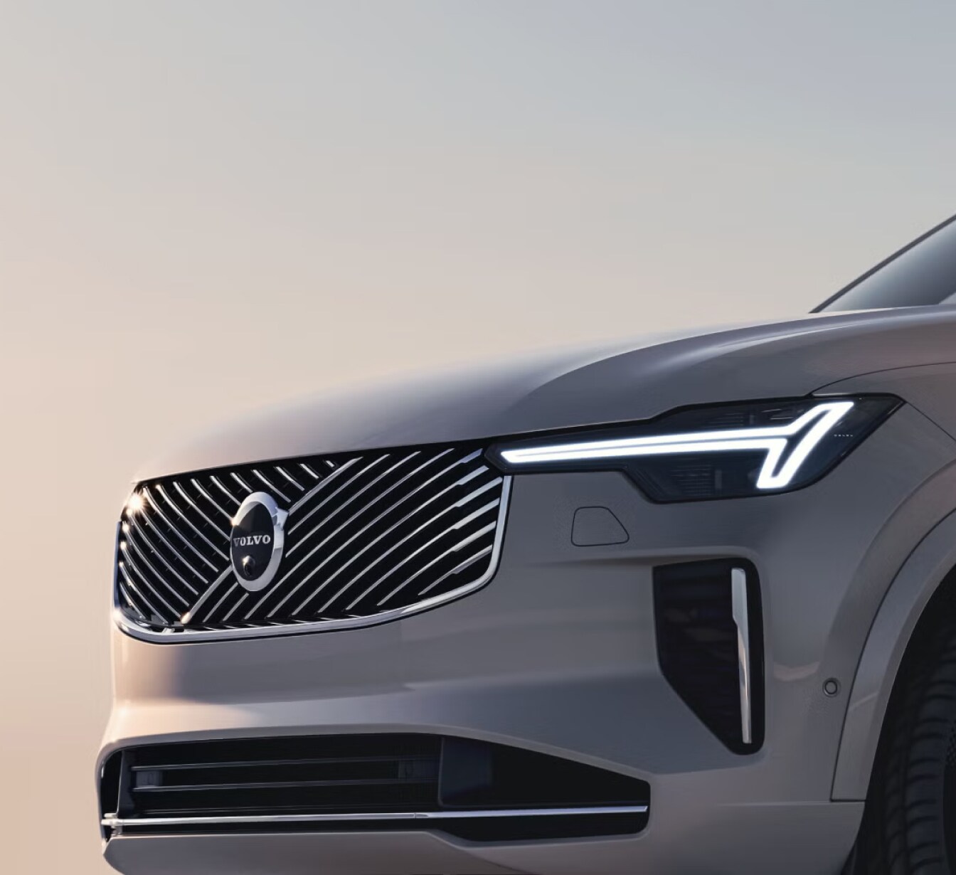 Volvo XC90 vs. Lexus RX 350 Warranty Coverage