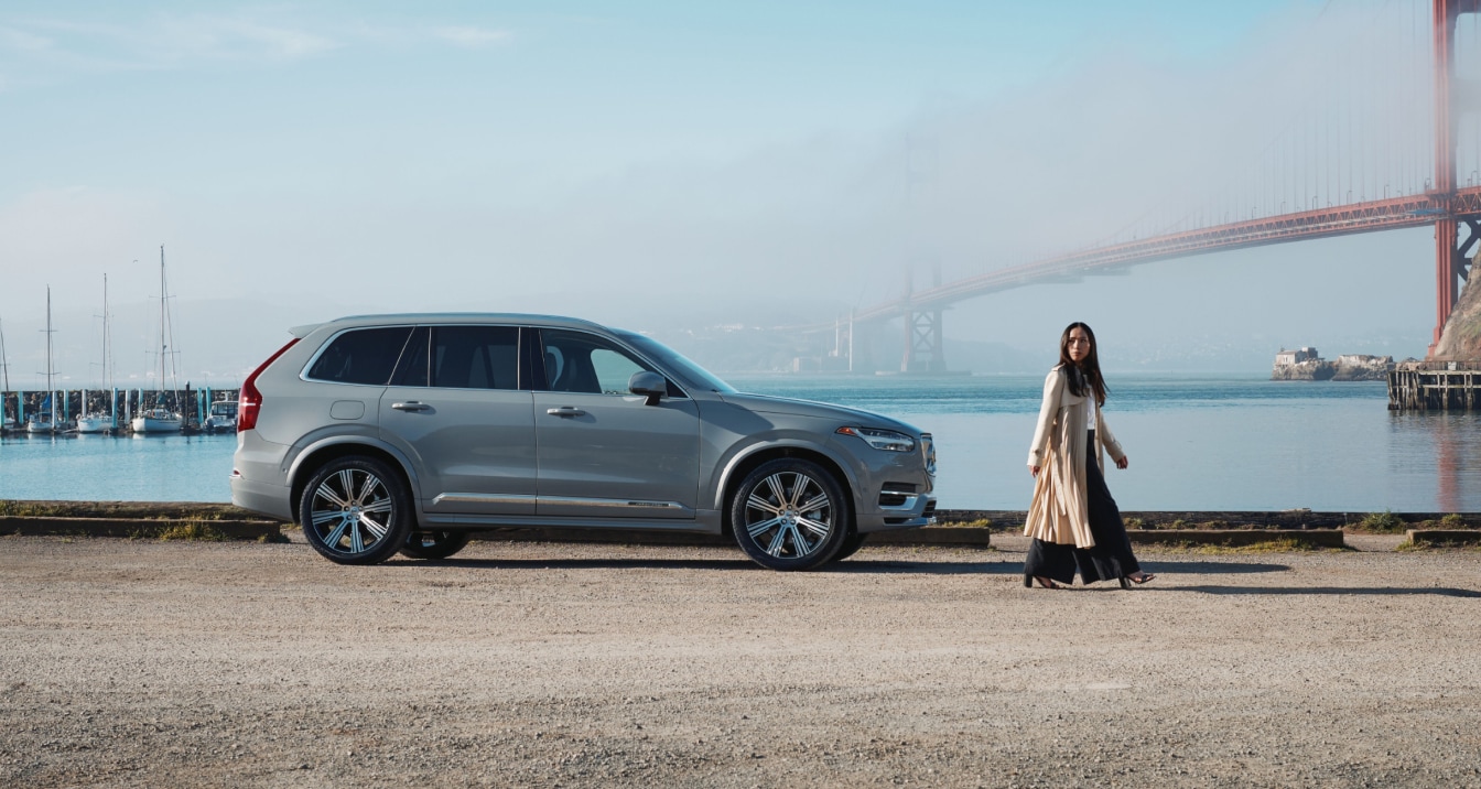 Volvo XC90 - powerful and spacious 6 or 7 seat SUV