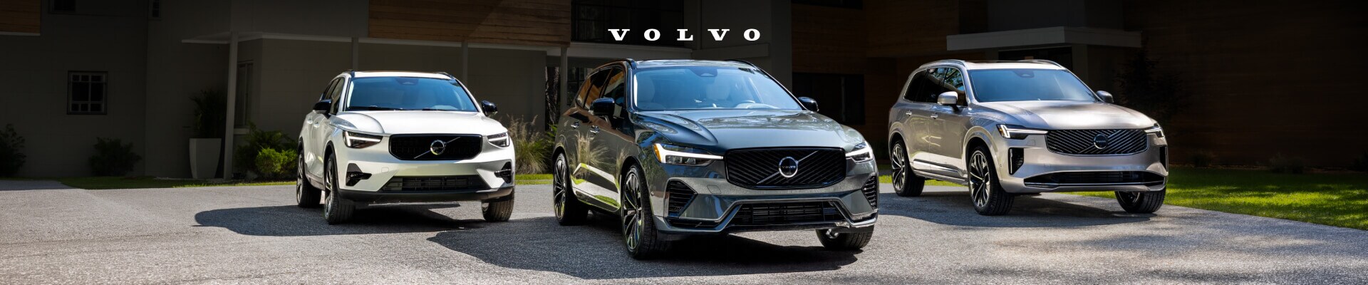 Volvo XC40, XC60, and XC90 exterior in Crystal White, Thunder Grey, and Bright Dusk