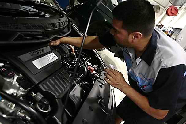 Moss Bros. has Manufacturer Certified Vehicle Technicians