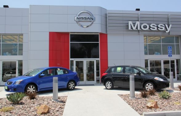 Mossy nissan service specials