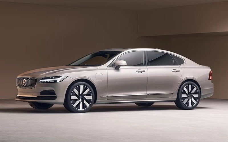 Volvo S90 Plug-In Hybrid