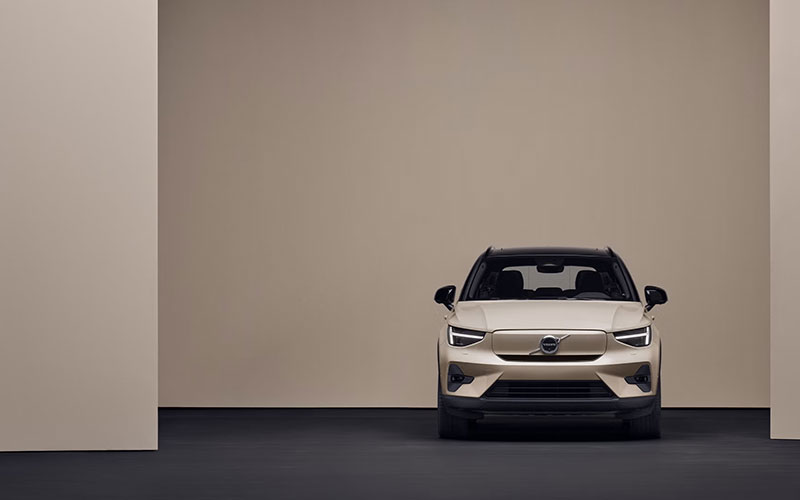 Volvo EX40