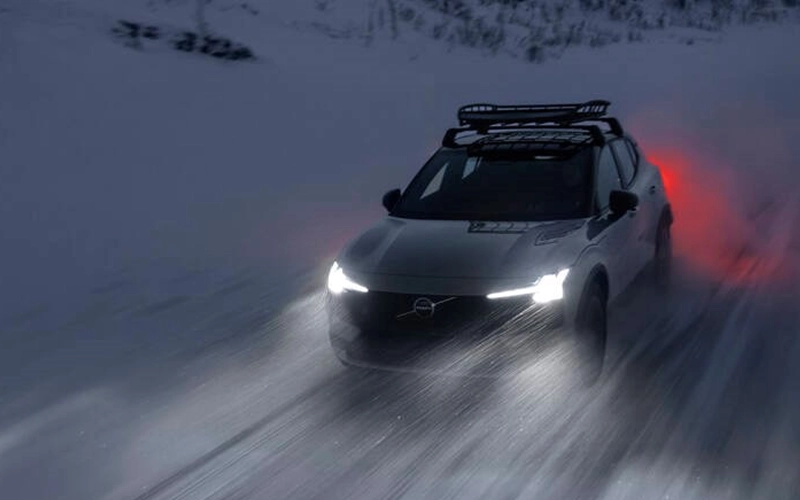 Volvo EX30 Winter Driving