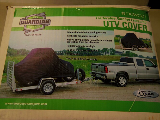 Toile de transport pour side by side en liquidation chez Moto Repentigny, informez-vous pour savoir si encore disponible