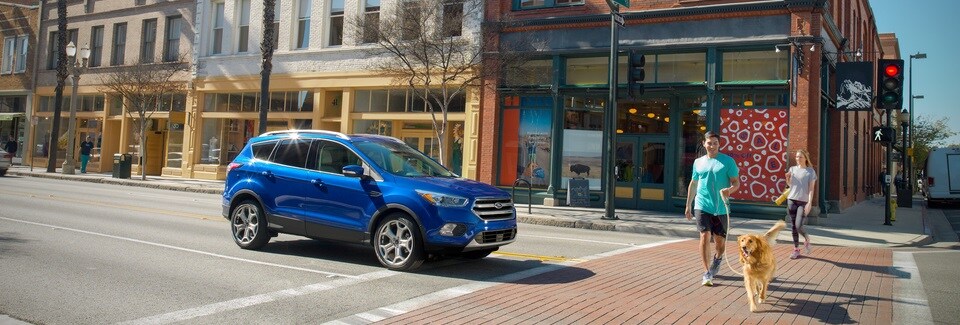 2018-Ford-Escape-Platinum-SUV-L01 (1) CROP.jpg