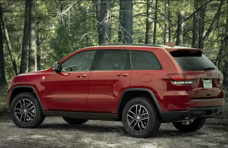 2021-Jeep-Grand-Cherokee-B2-June2021_o.jpg