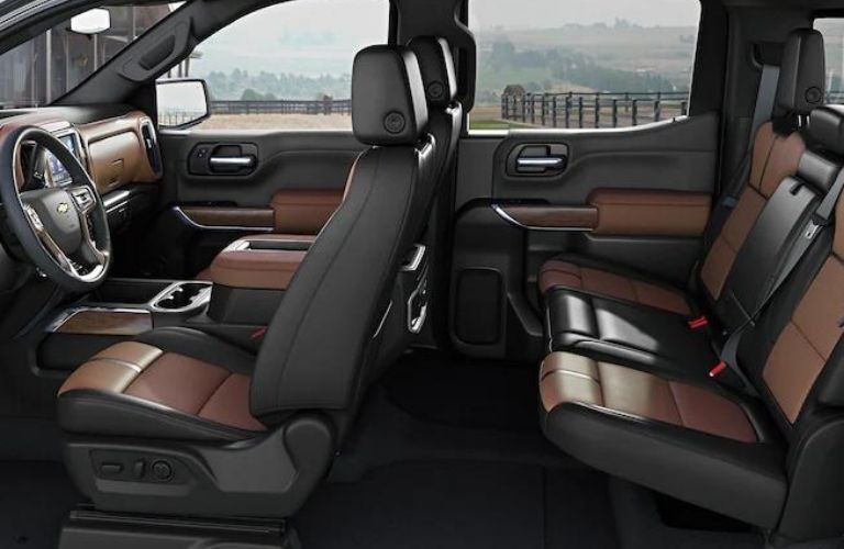 Chevy_Silverado-Interior_B3_o.jpg