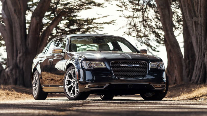 2015_300c_gallery_ext_10.jpg