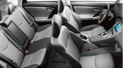 Prius-interior.jpg