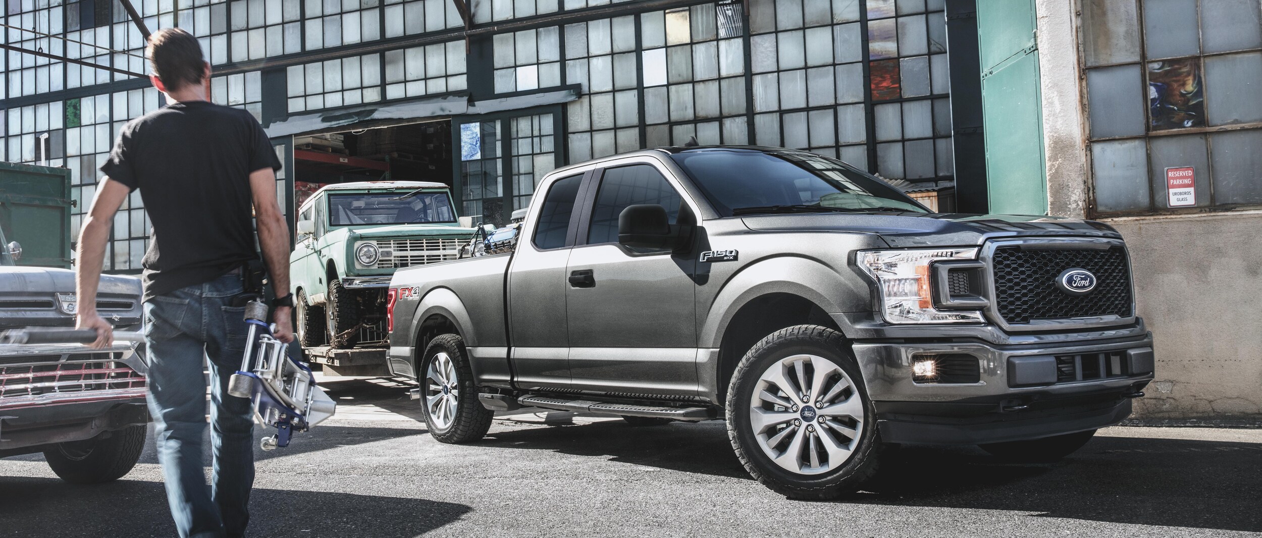 2020 Ford F150 STX_F150 Men Trailer Towing Car.jpg