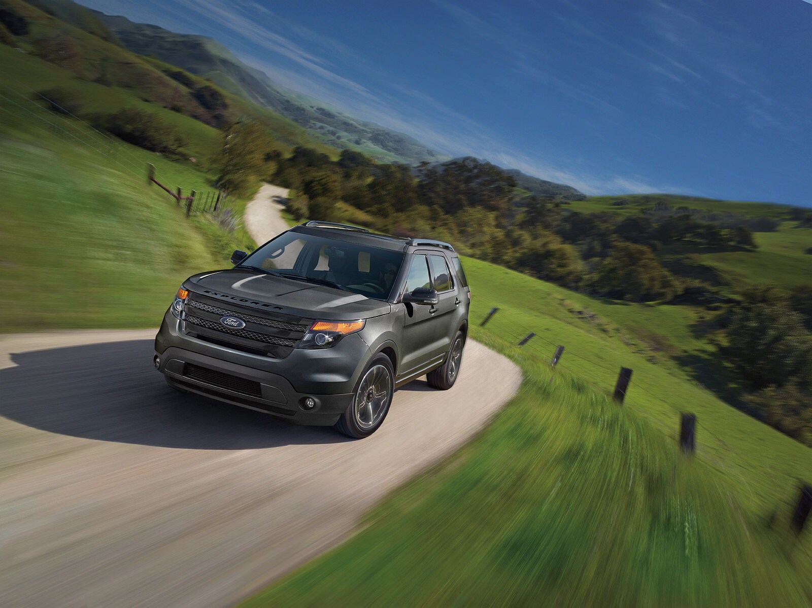 2015 Ford Explorer.jpg
