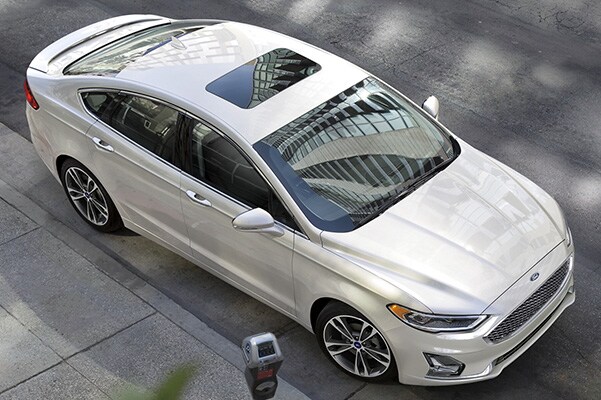 2020 Ford Fusion Hybrid top 3/4