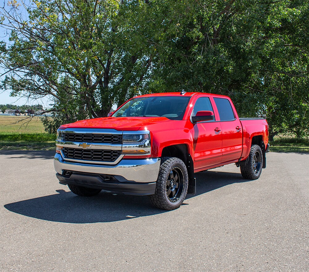 jakt_red_silverado_lt.jpg