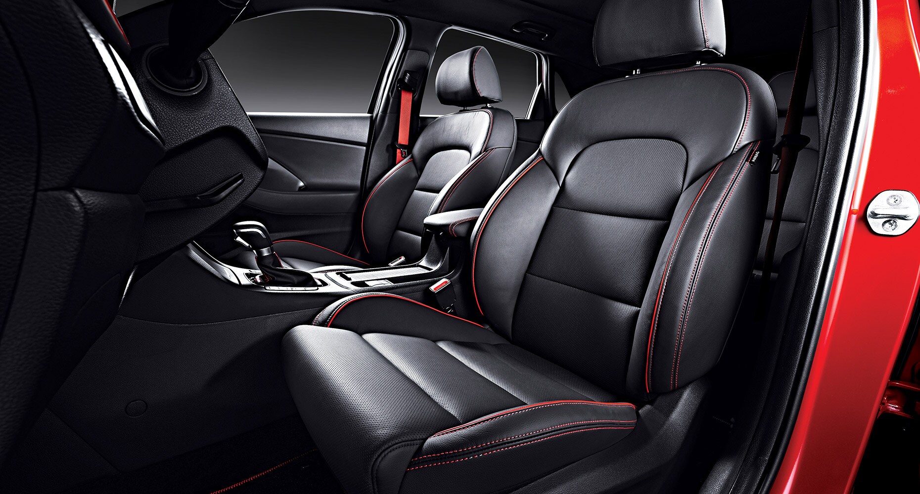 2018-hyundai-elantra-gt-ext-06_1920x1200.jpg