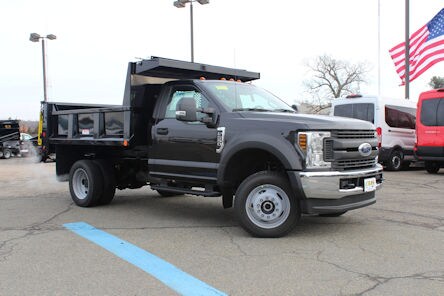 Ford F-1550 Dump Truck.jpg
