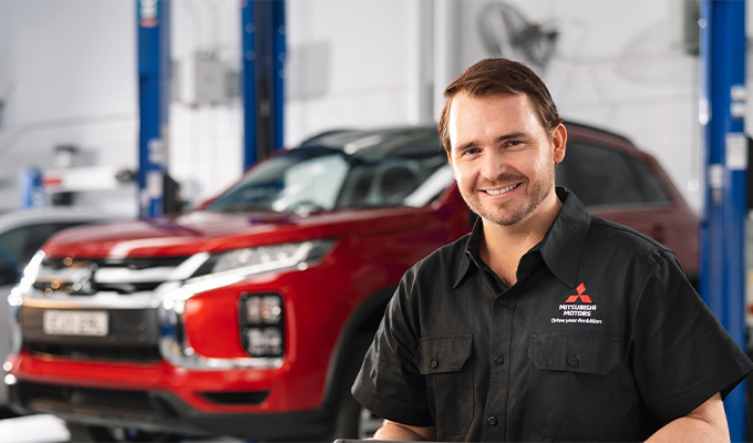 Mitsubishi service team member