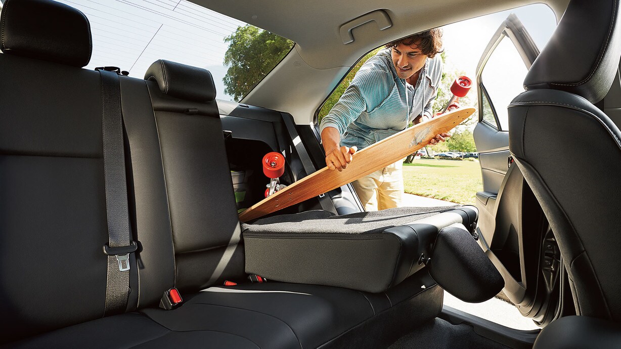 Corolla Backrow
