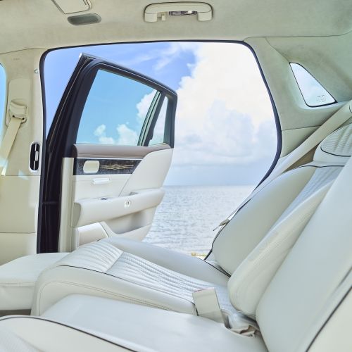 G90 front seat space sit in G90 at Genesis showroom