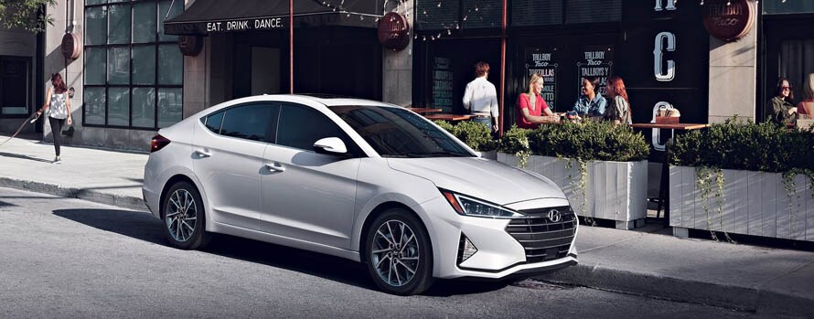 hyundai-elantra-model.jpg