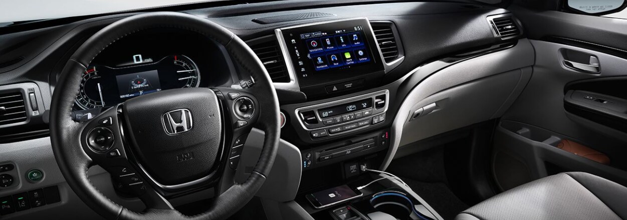 Oak Lawn Honda Pilot features