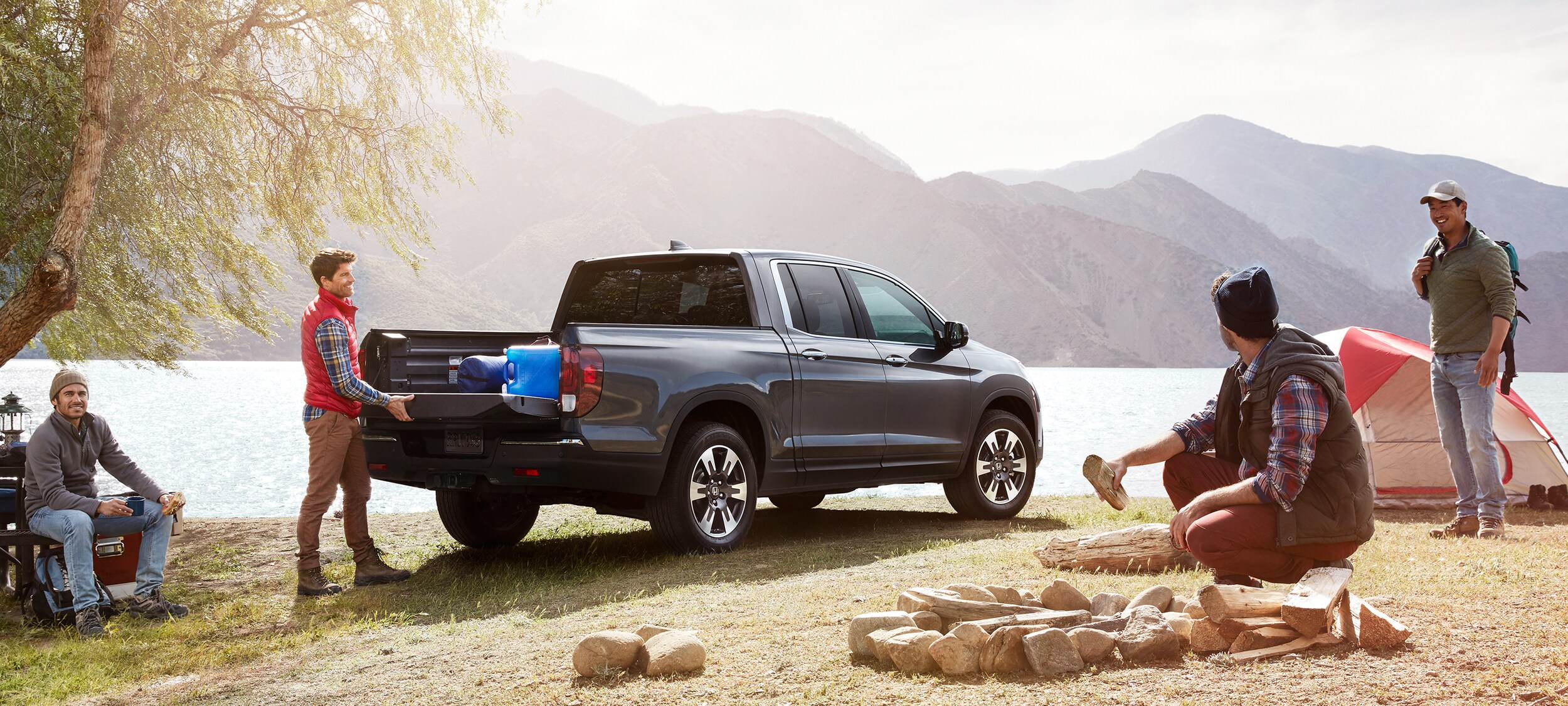 MY19-ridgeline-advantage-RGB19-008-2x.jpg