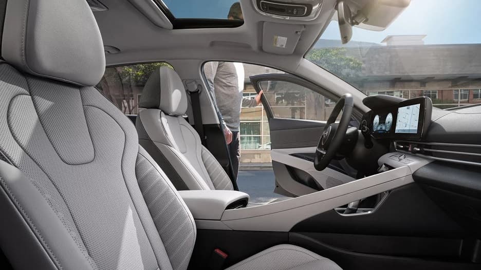 Hyundai Elantra Safety Features hyundai-elantra-for-sale-near-hazelwood
