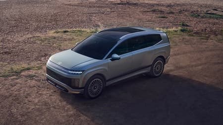 Three-Row Electric SUV Three-Row Electric SUV