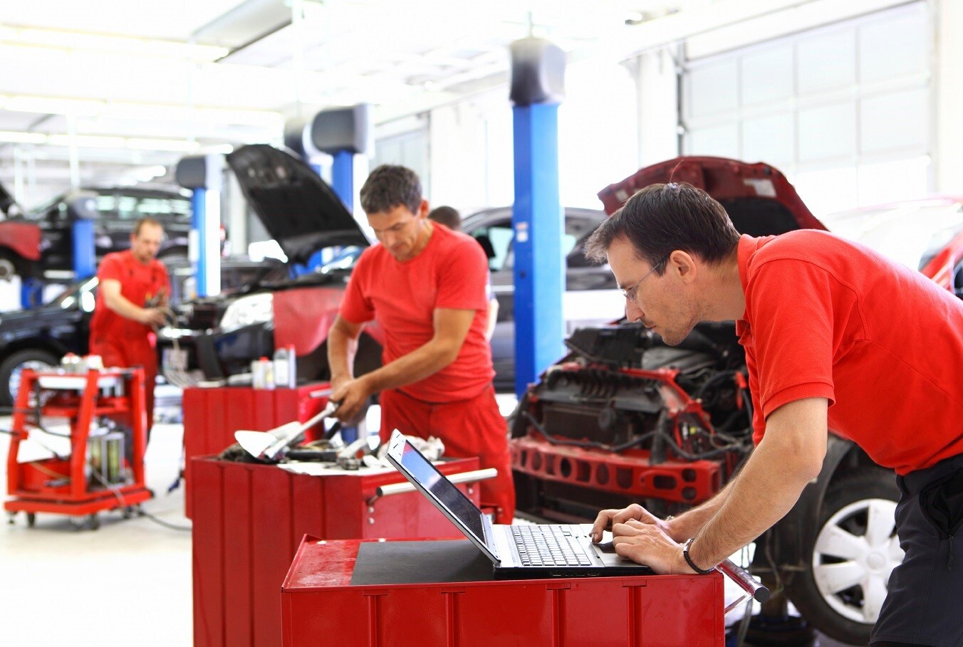 auto shop 3 small.jpg