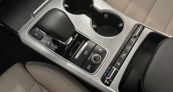 Kia Stinger
Transmission