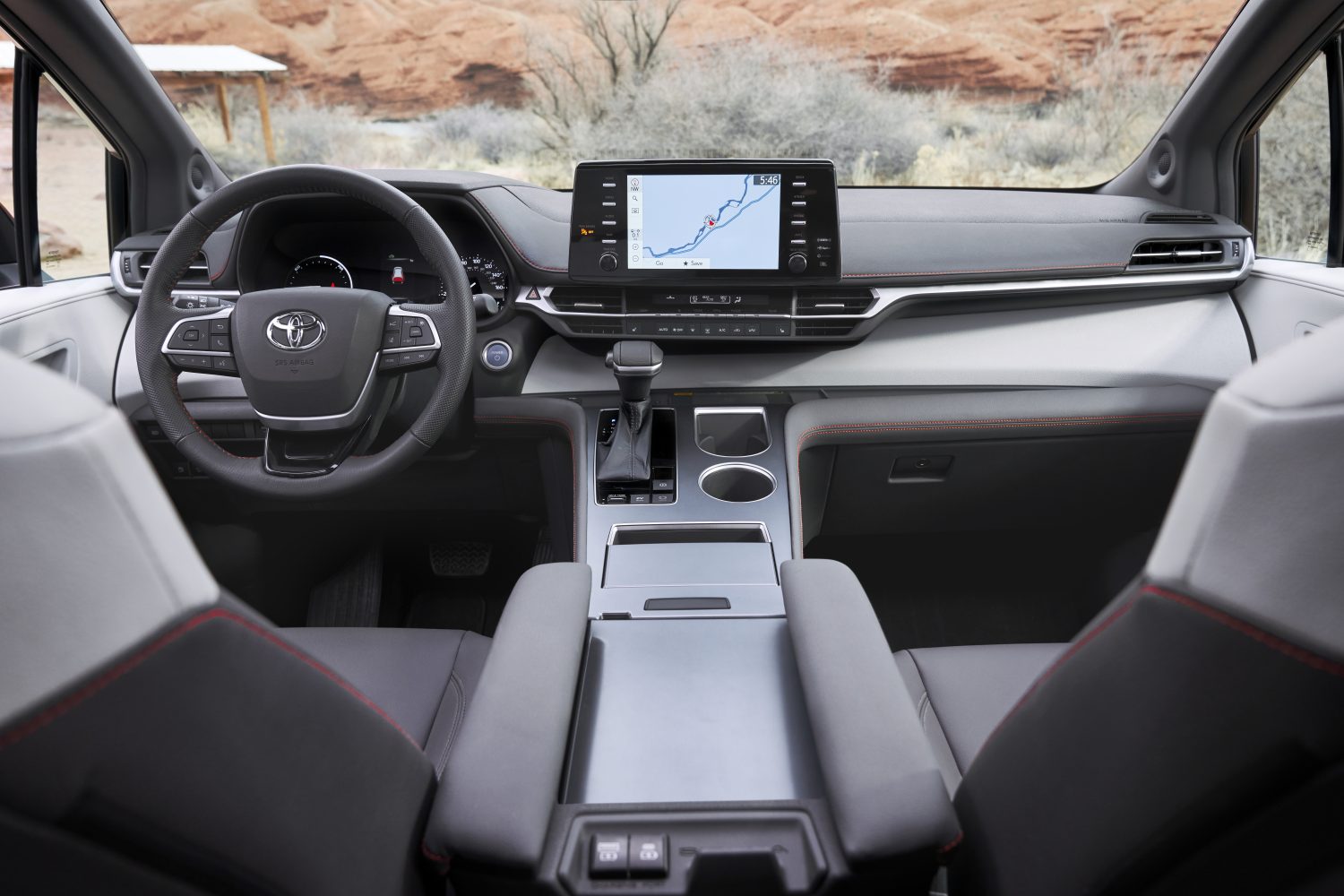 21 Toyota sienna 6.jpg