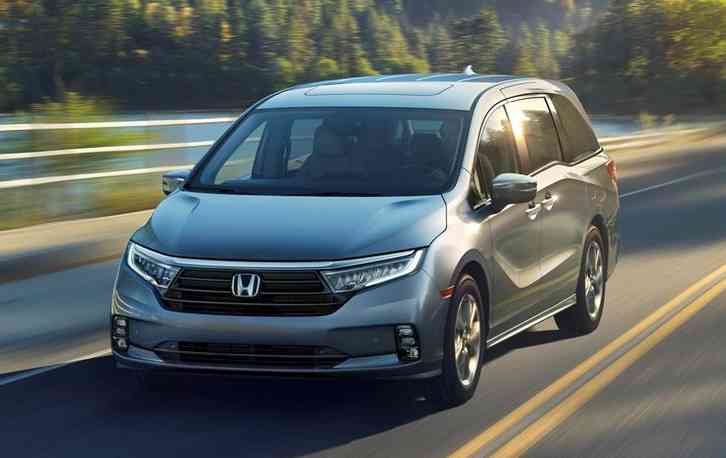 22 honda odyssey 2.jpg