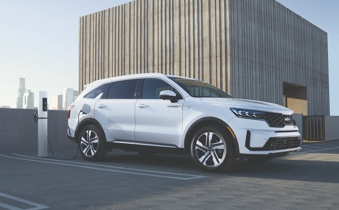 Kia Sorento Hybrid Plug-in charging