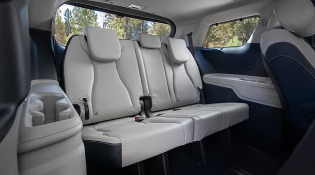 Kia Carnival Hybrid Third-Row Seats Kia Carnival Hybrid Third-Row Seats