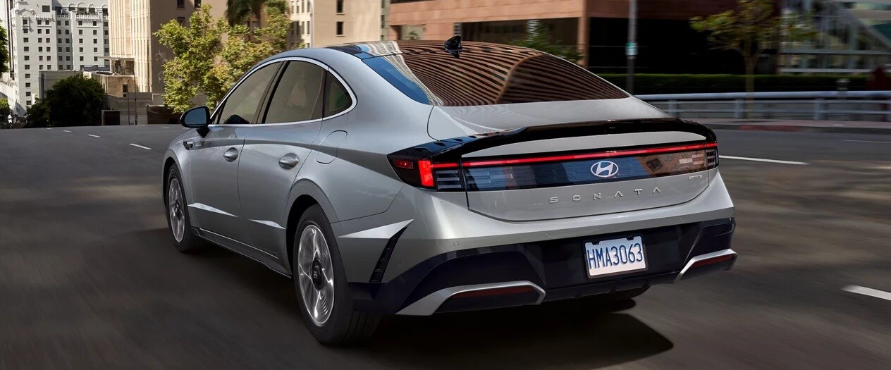 Sonata Hybrid Driving Hyundai Sonata Hybrid for sale driving in Chicago