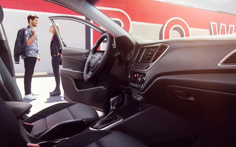 Hyundai Accent vs Hyundai Elantra Interior