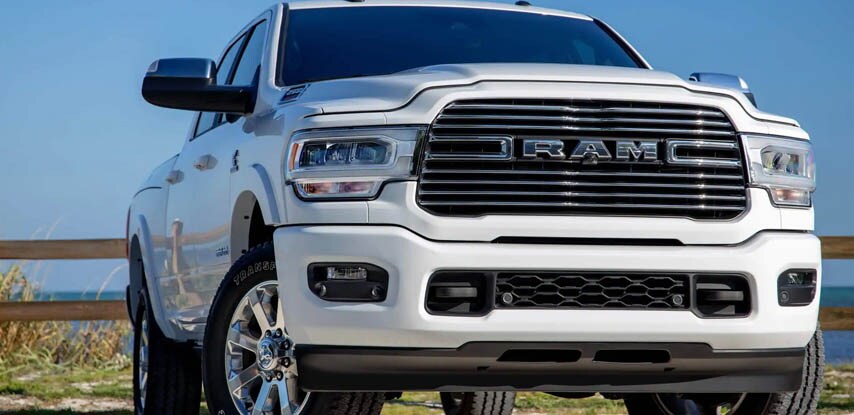 ram-2500-exterior-features-front.jpg