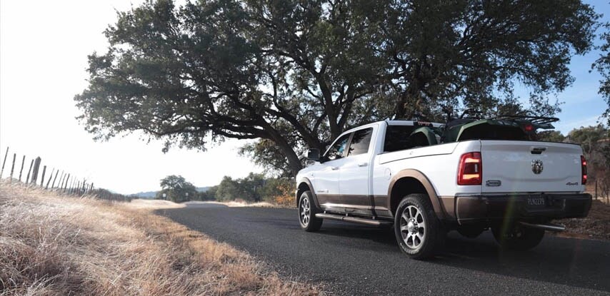 ram-2500-exterior-features-rear.jpg