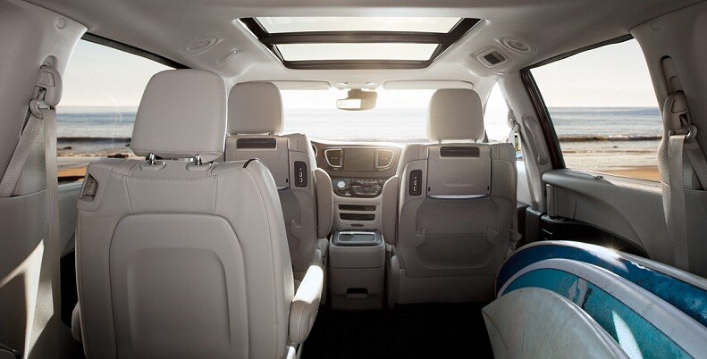 Clermont Chrysler Pacifica Interior Clermont-Chrysler-Pacifica-Interior