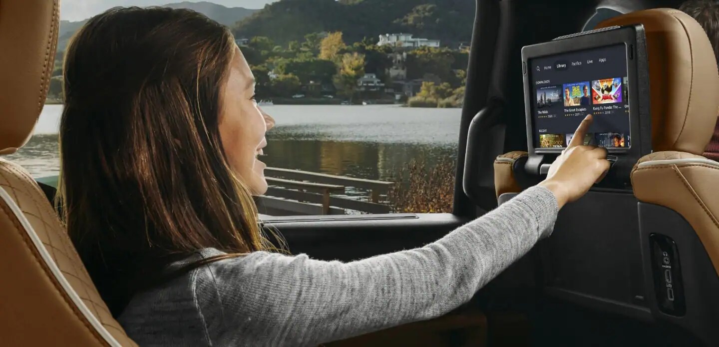 Chrysler Pacifica Entertainment Technology