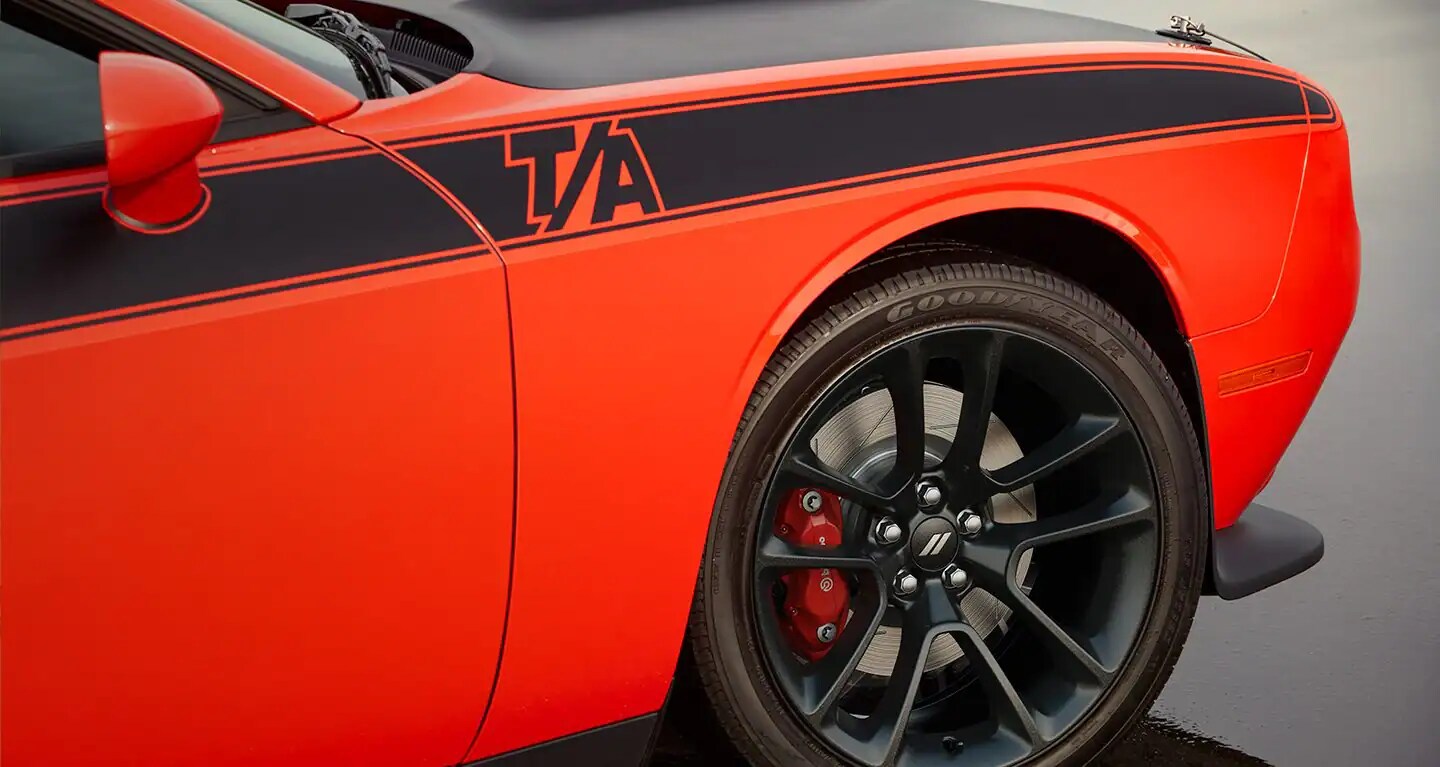 Dodge Challenger Performance Features