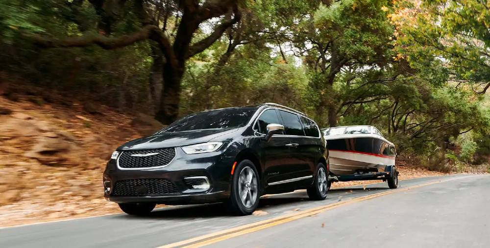 Black Chrysler Pacifica Towing Ellwood City Chrysler dealership