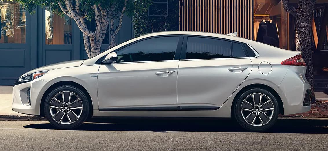 Hyundai Ioniq Hyrbid hyundai ioniq hyrbid for sale in Aurora, IL