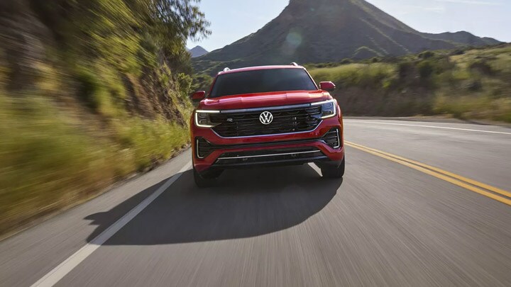 2025-volkswagen-atlas-grille.jpg