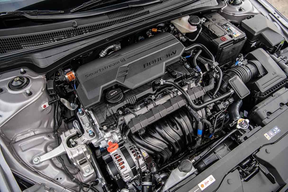 2025-hyundai-elantra-2.0-liter-inline-4-cylinder-engine.jpg
