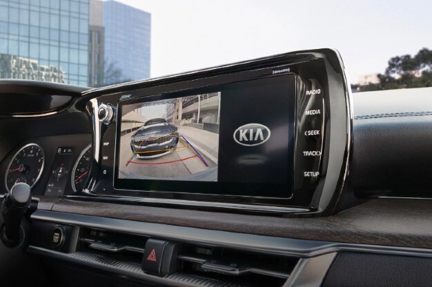 Kia K5 safety features Kia K5 deals Urbana