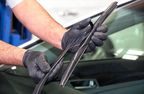 dodge-grand-caravan-windshield-wiper-change-min.jpg