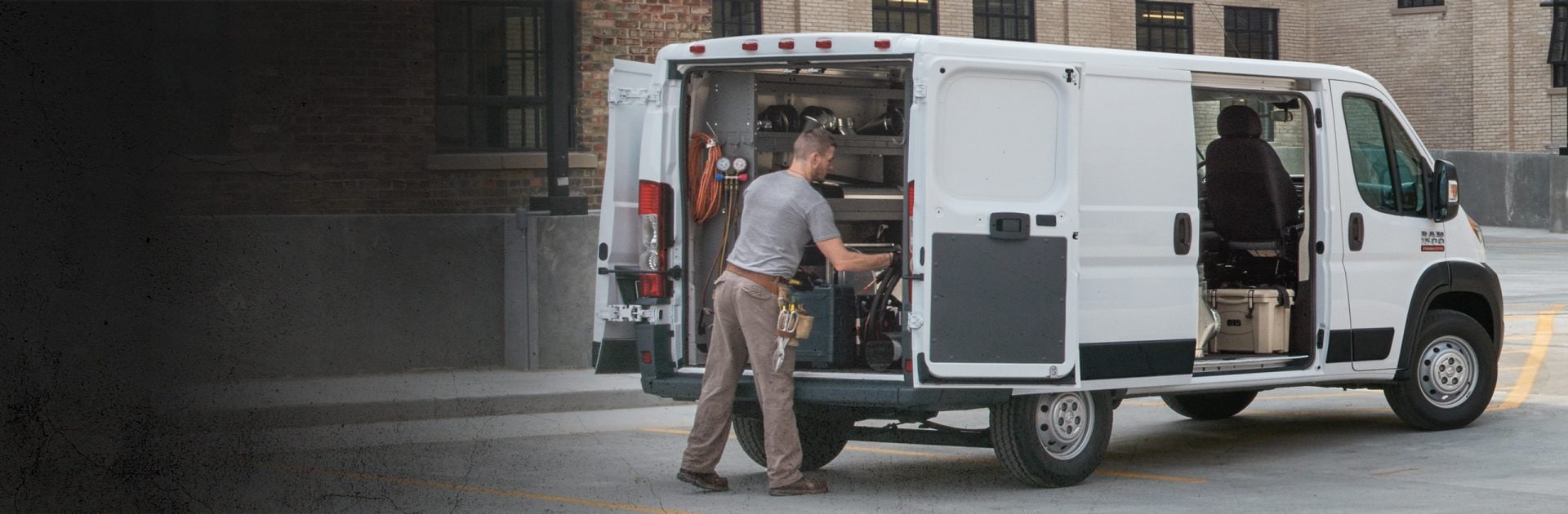 Promaster-2500-Chassis-cut.jpg 2500 Chassis cab cutaway